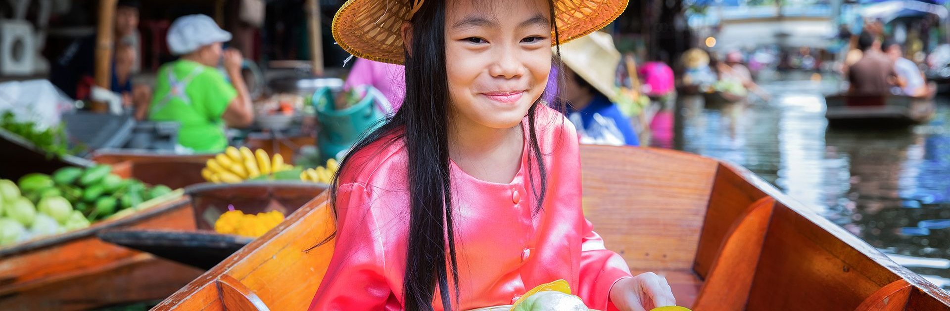 floating market fruits