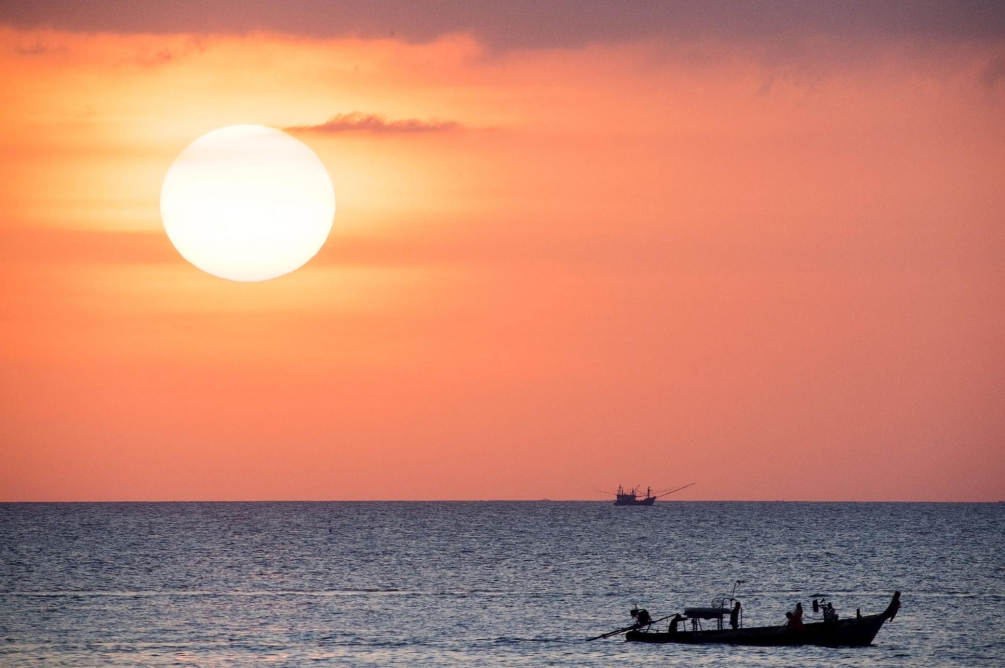 krabi boat sunset
