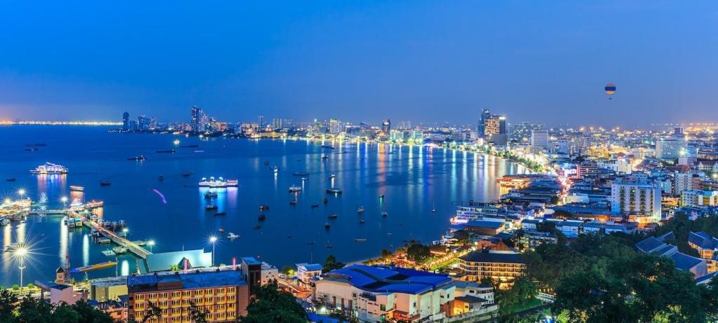 pattaya by night