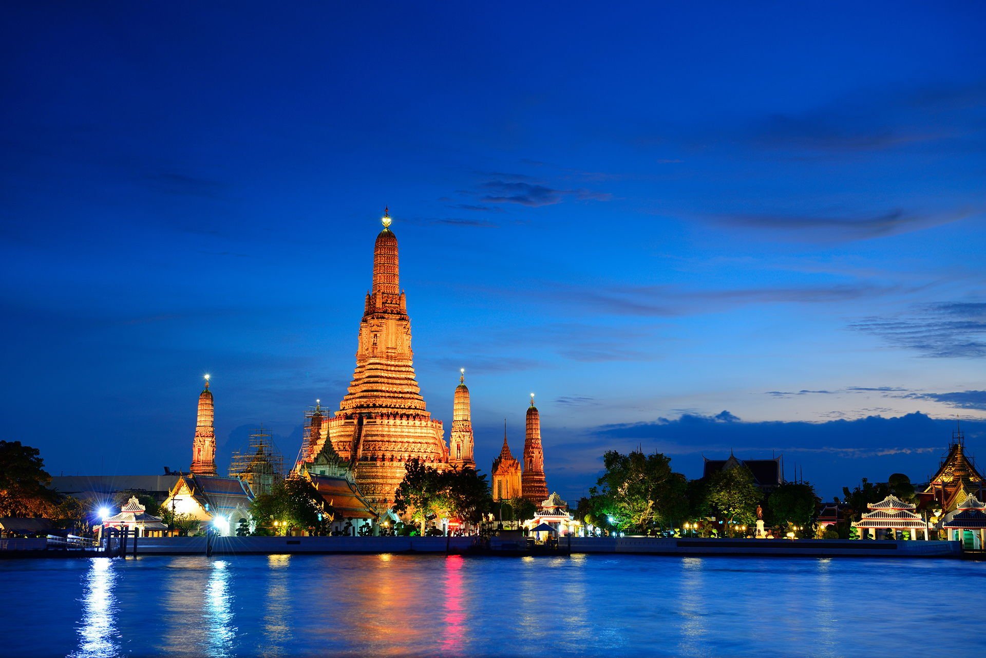 wat arun wat arun
